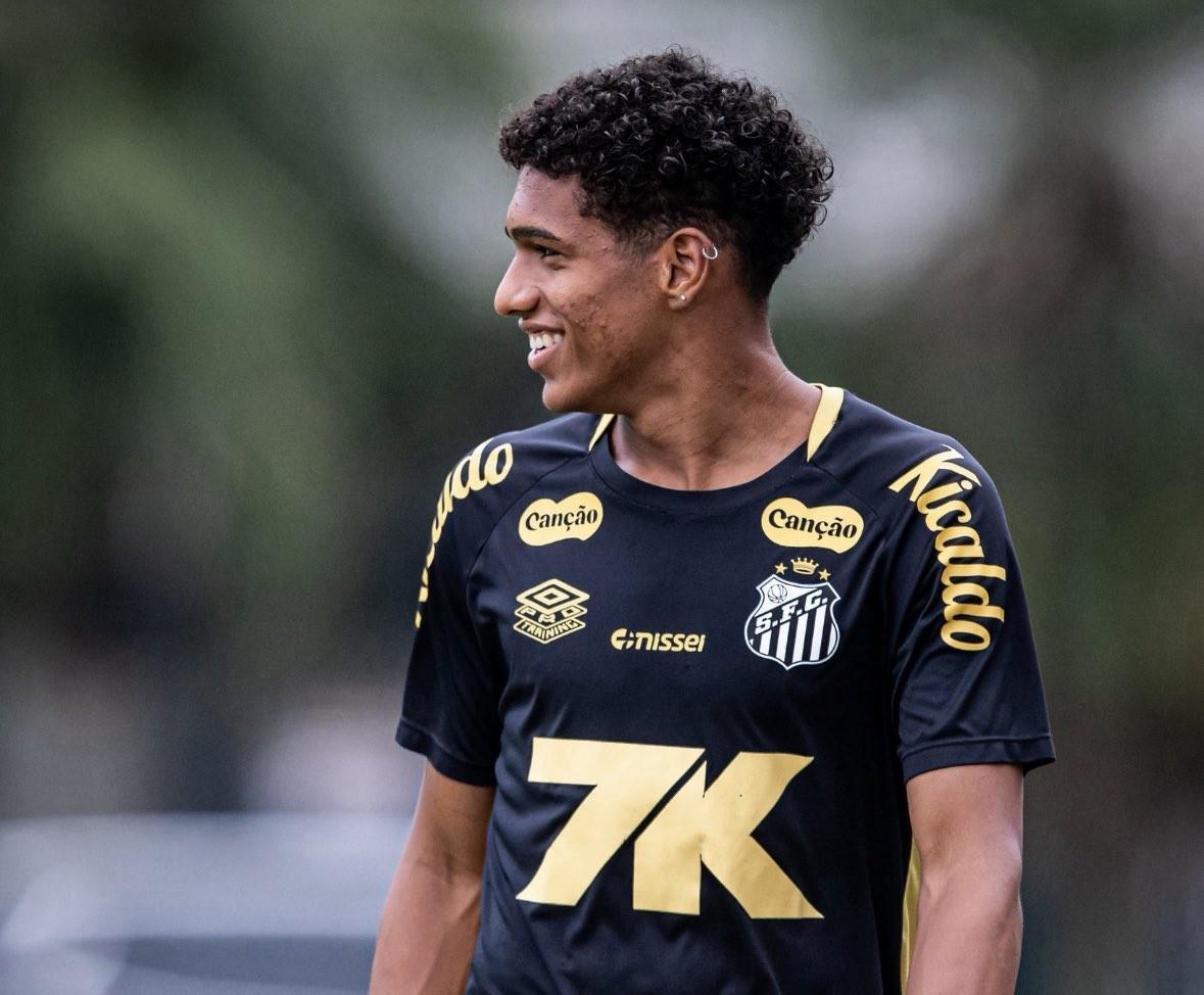 北京单场500-记者：桑托斯与热刺谈得很顺利，索萨将飞往伦敦